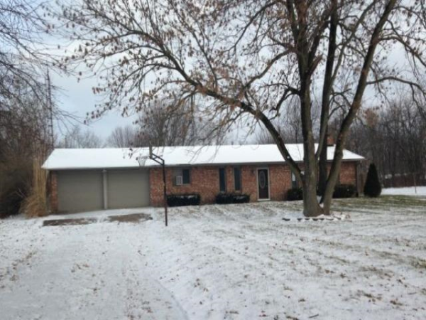 12120 North Everett, Alexandria, IN 46001 