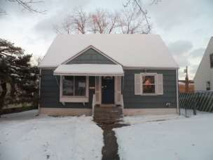 6719 Baring Avenue, Hammond, IN 46324 