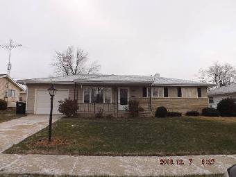 5013 Greenleaf Ln, South Bend, IN 46619 