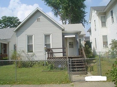 8Th, Terre Haute, IN 47807 