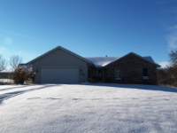 10991 N Dogleg Dr E, Syracuse, IN 46567 