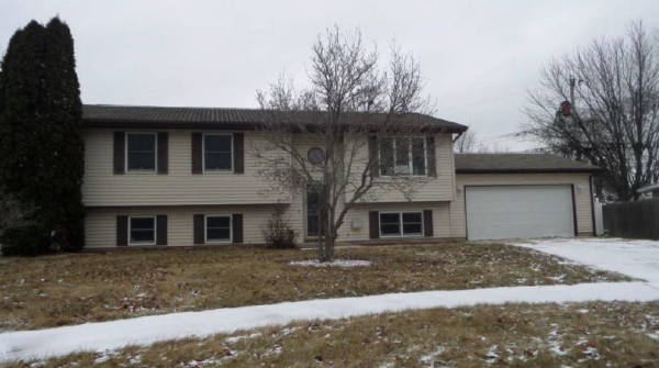 136 Glencove Drive, Michigan City, IN 46360 