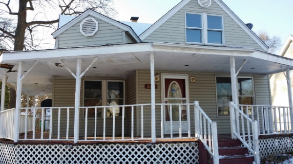 2664 Laporte St, Lake Station, IN 46405 