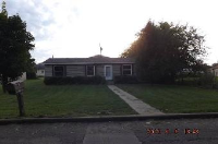 1725 Philippa St, South Bend, IN 46613 