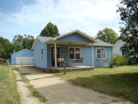 530 NE LAKE ST, TOPEKA, KS 66616 