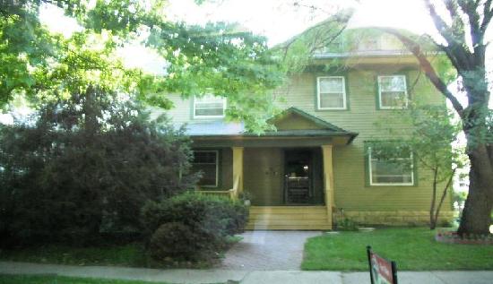 817 Market Street, Emporia, KS 66801 