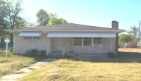 717 Grant Avenue, Baxter Springs, KS 66713 