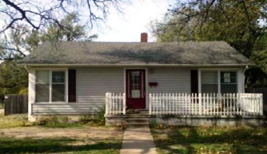 2155 S Victoria St, Wichita, KS 67211 