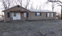 135 N Sycamore Street, Gardner, KS 66030 