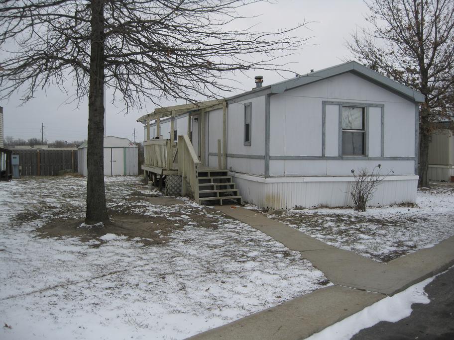 918 Cimarron, Gardner, KS 66030 