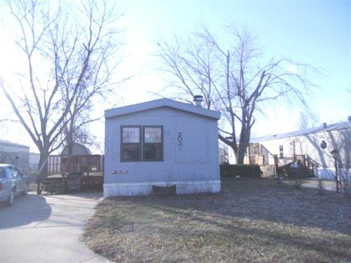 2031 E LOCKWOOD ST, Wichita, KS 67216 