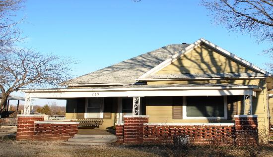 218 Cement Street, Independence, KS 67301 