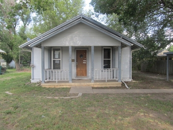 1720 N Salina Avenue, Wichita, KS 67203 