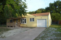 2914 E Range Rd, Wichita, KS 67216 