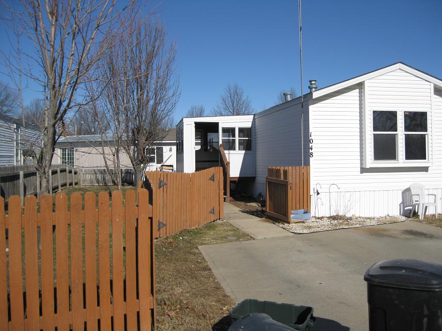 1048 Wilderness, Gardner, KS 66030 