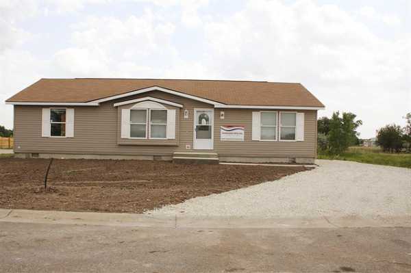 2827 W Angel, Wichita, KS 67217 