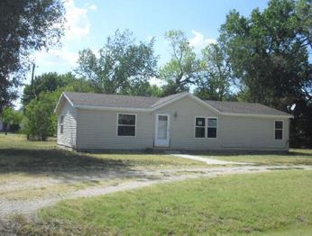 9 Ensign Drive, South Hutchinson, KS 67505 