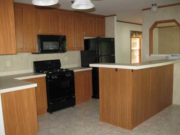 108 Haines, Edwardsville, KS 66113 