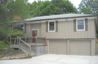 8301 Clare Rd, Lenexa, KS 66227 