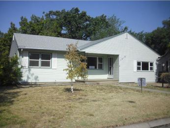 1213 N Anderson Ave, Newton, KS 67114 