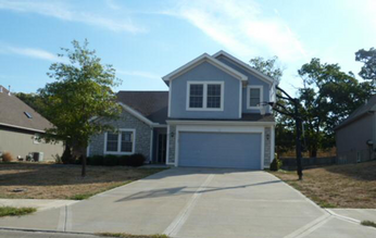 511 S 137th St, Bonner Springs, KS 66012 