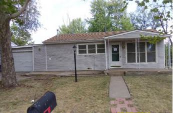 631 Steahlin Av, Salina, KS 67401 