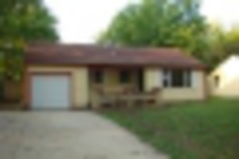 2409 SW 26th Dr, Topeka, KS 66611 