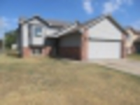 2114 N Piatt Ave, Wichita, KS 67214 