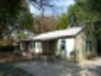 2421 S Roosevelt St, Wichita, KS 67210 