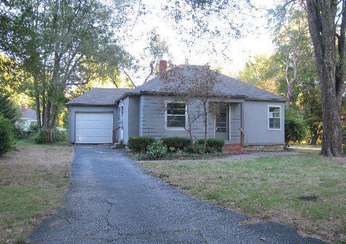 6043 Delmar St, Fairway, KS 66205 