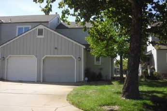 1117 N Lakewind St, Wichita, KS 67212 