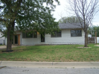 174 Moy Ct, Haysville, KS 67060 