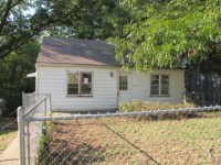 3225 Tauromee Ave, Kansas City, KS 66102 