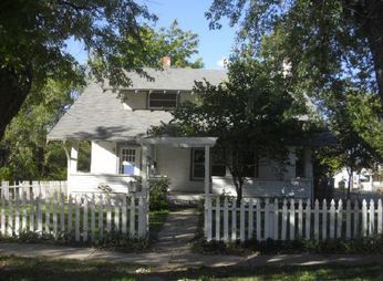 334 E 5th St, Newton, KS 67114 