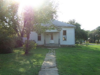 304 S H Street, Wellington, KS 67152 
