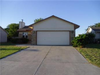 325 Sutton Dr, Newton, KS 67114 