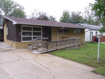 802 Sunset Ln, El Dorado, KS 67042 