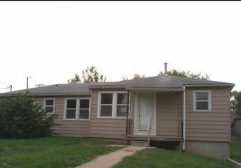 1508 3rd Ave, Leavenworth, KS 66048 