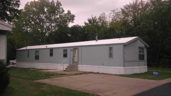 700 N. Broadway D8, Louisburg, KS 66053 