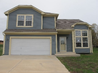 10411 Barber Ave, Edwardsville, KS 66111 