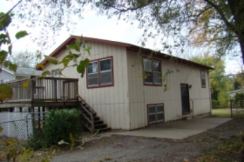 527 NE Kellam Ave, Topeka, KS 66616 