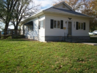 1102 S 9th St, Humboldt, KS 66748 