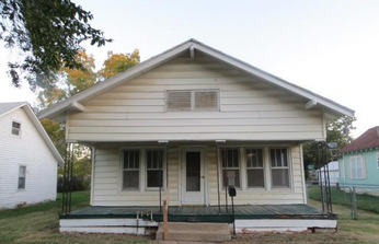 916 W Maple St, Independence, KS 67301 