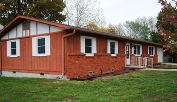 4 Goldenrod Ln, Iola, KS 66749 