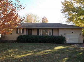 267 Ellinwood St, Osage City, KS 66523 