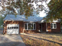 2425 S 49th Ter, Kansas City, KS 66106 