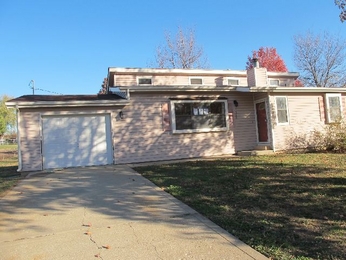 13508 Post Dr, Bonner Springs, KS 66012 