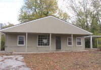 7850 Stover Ln, Kansas City, KS 66109 