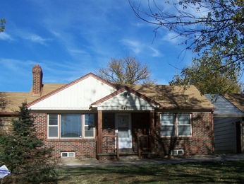 5800 Rockwood Rd, Wichita, KS 67208 