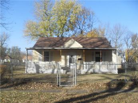 1239 NE Oakland Ave, Topeka, KS 66616 